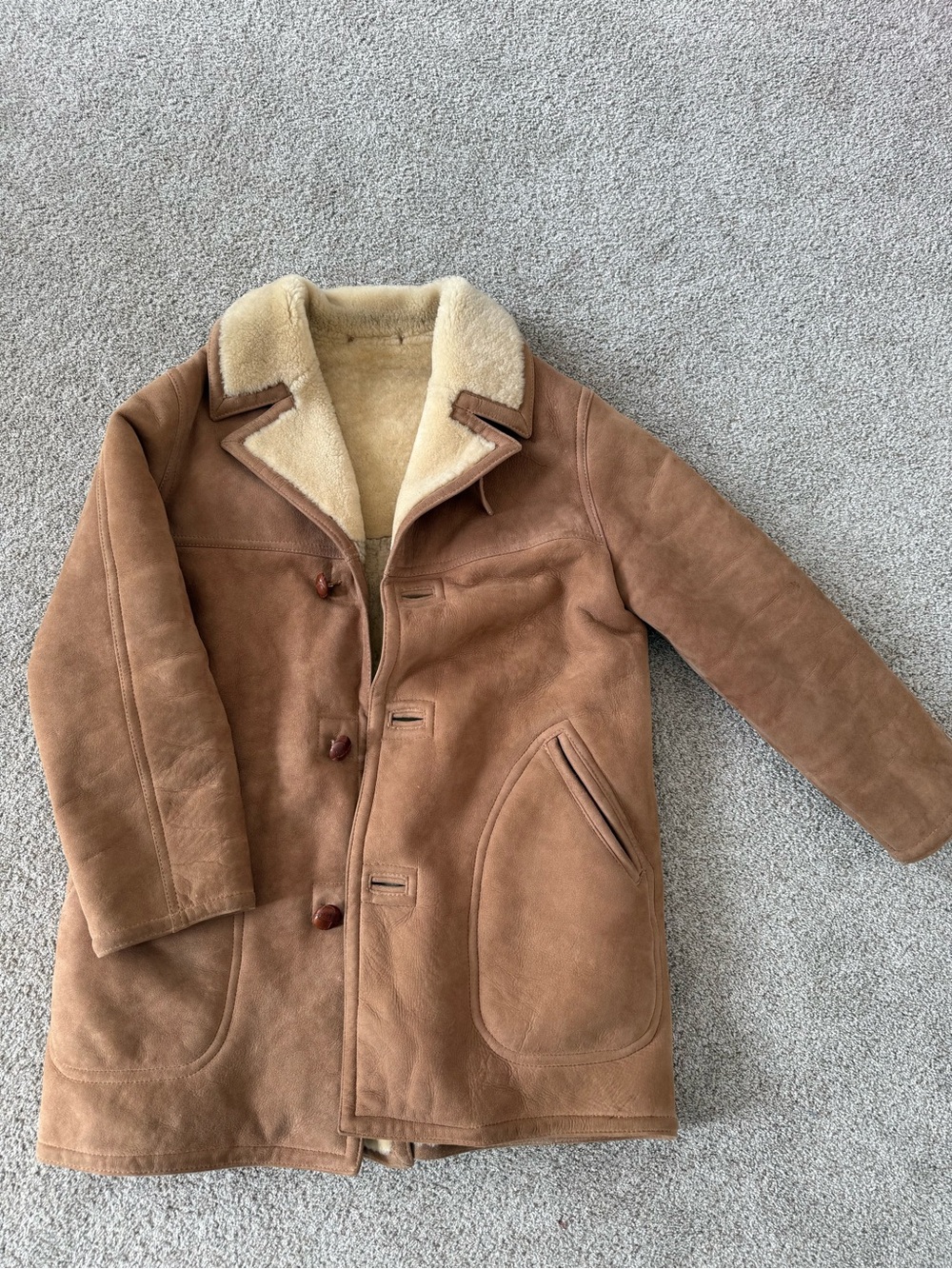 Men’s genuine vintage Saks Fifth Avenue sheepskin/shearling coat